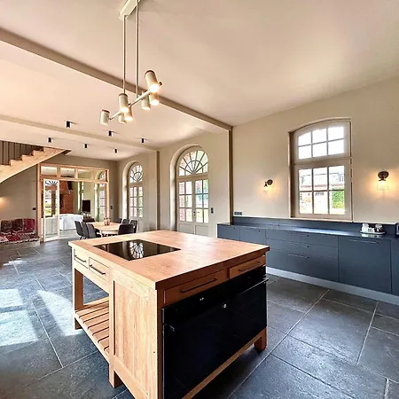 La Maison Du Chateau-confort Premium-famille-wifi Villa Biencourt