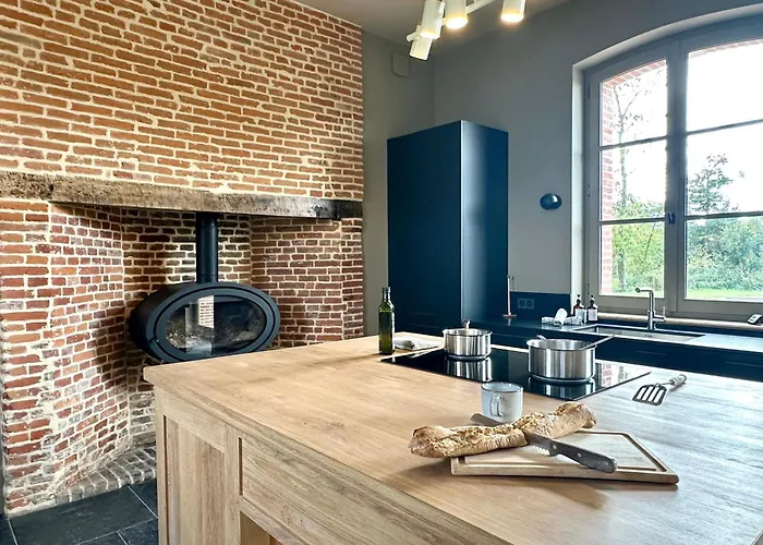 La Maison Du Chateau-confort Premium-famille-wifi Vila